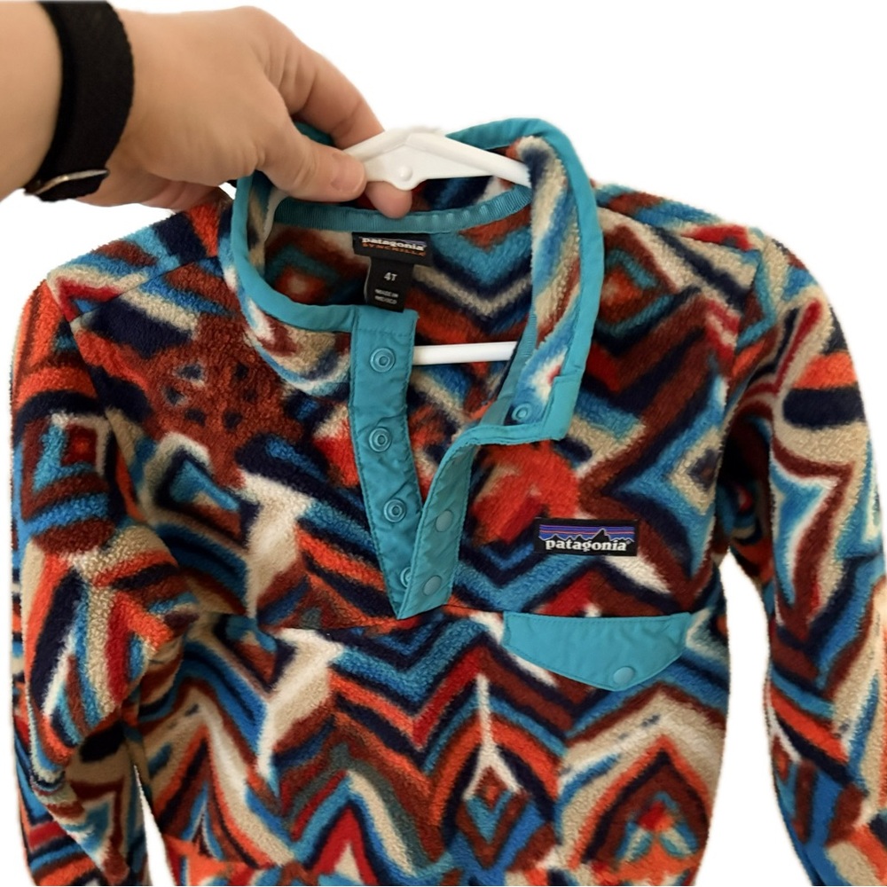 Patagonia Fleece Pullover in Turquoise and Multicolor Aztec. Great condition!